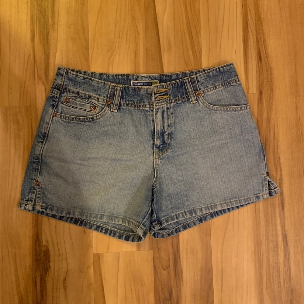 Old Navy Low Waist Jean Shorts Sz 8